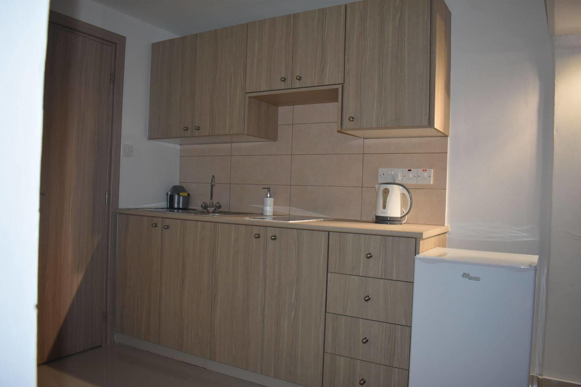 Efi Hotel Apts Ayia Napa Esterno foto